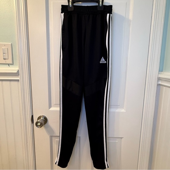 Adidas Aeroready Womens Track Pants Size XS Soccer Black Zipper Legs Sweat Pants - Picture 1 of 9